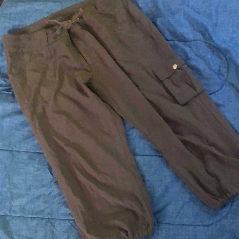 Cute and summer cool athlesiure wear.